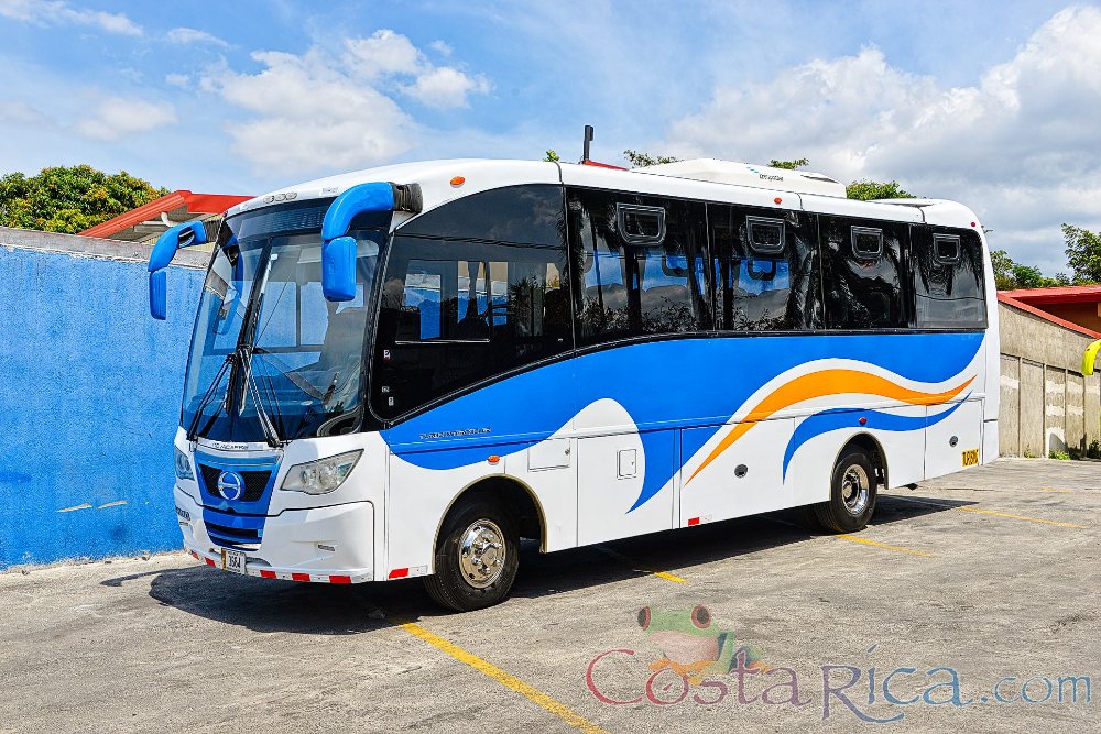  passenger hino senior coach lateral view
 - Costa Rica